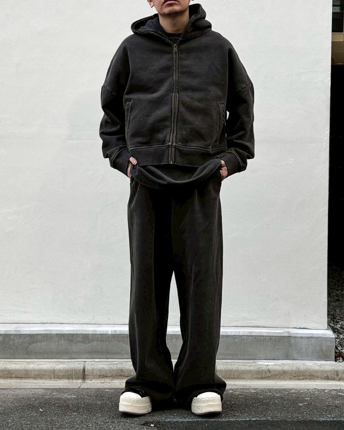 entire studios / Eternal Zip (ESSS26HO03012)