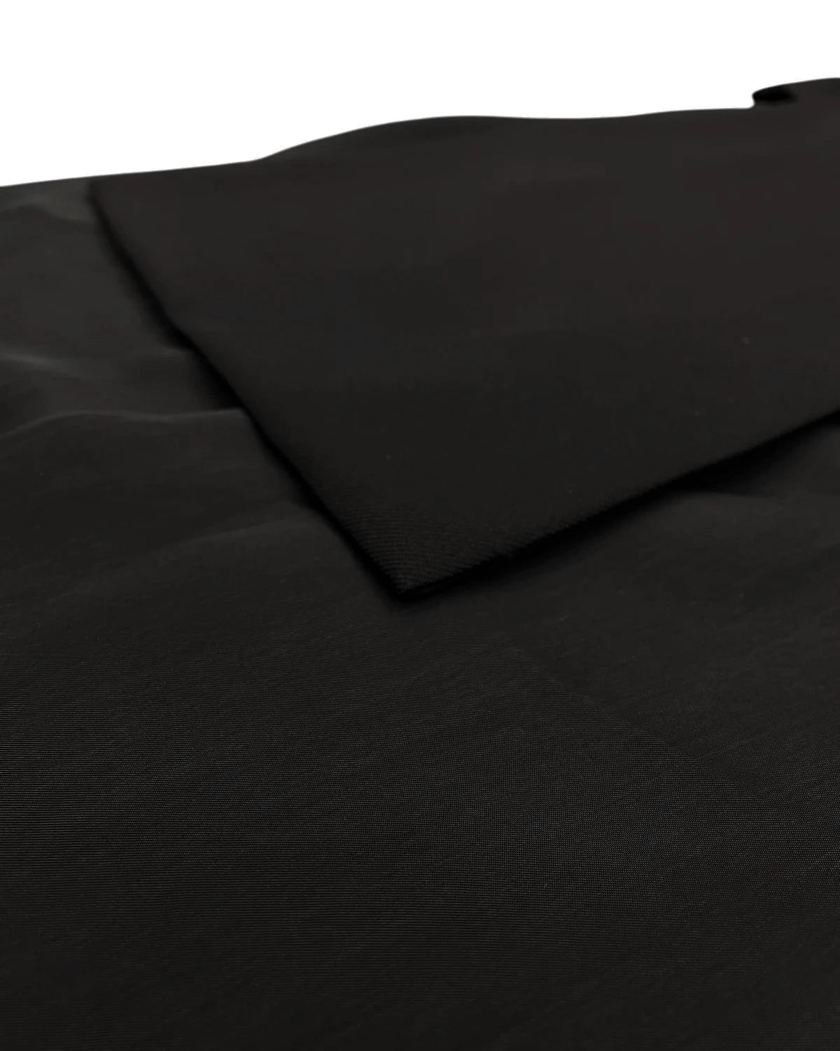 BOWTE / BLUEFACED WORSTED DRESS WITH LONG TRAIN (252-09-0003)