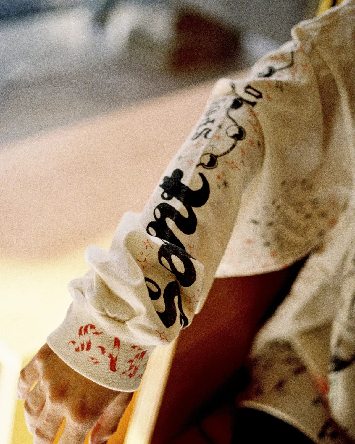 ©️SAINT Mxxxxxx × Alexis Ross / ALX_LS TEE / DRAWING (SM-HR1-0000-C30)