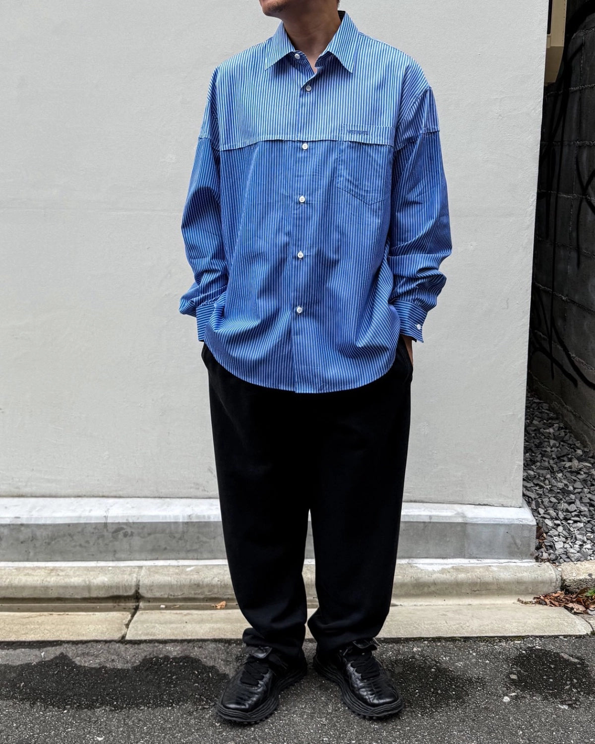 VETEMENTS / MERGED CUT SHIRT (MH27SH058BS)