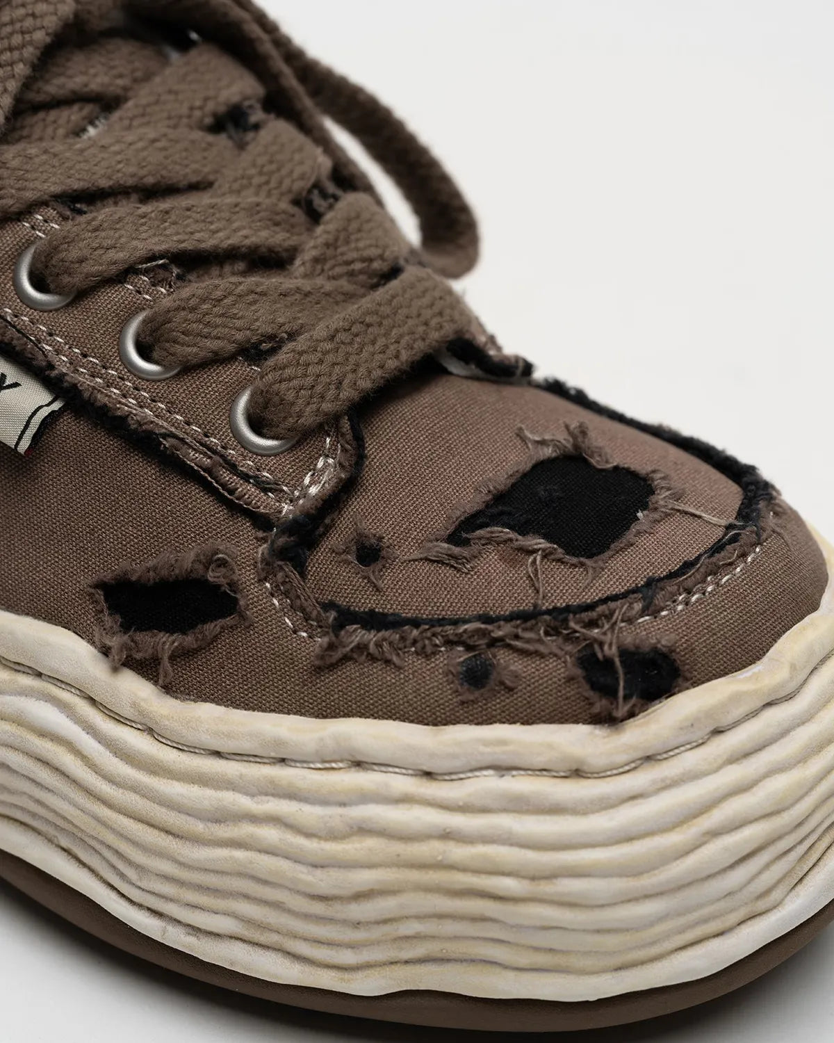 Maison MIHARA YASUHIRO / "OLIVER" OG Sole Ripped Overdye Canvas Low-top Sneakers (A17FW711)