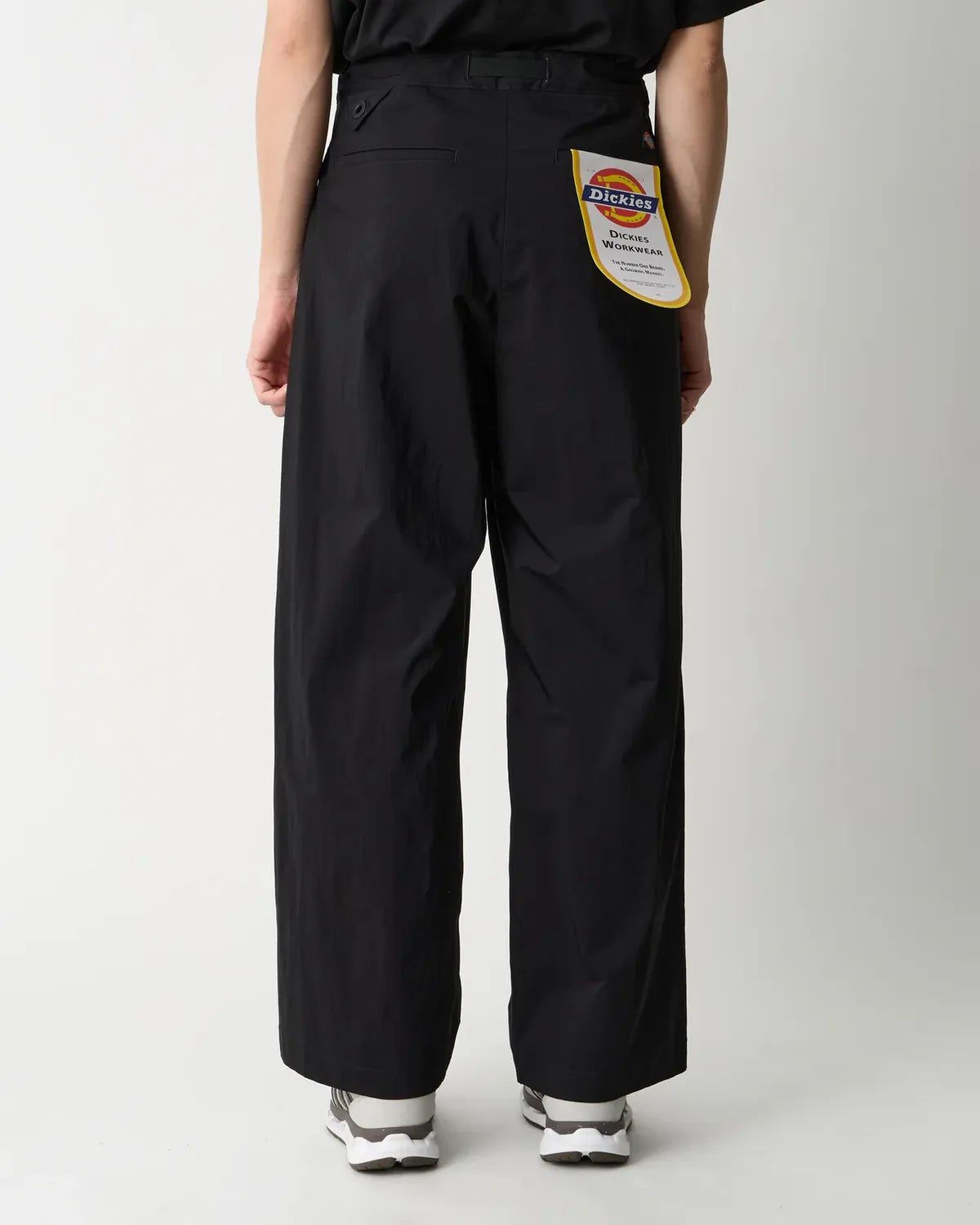 White Mountaineering / WM × Dickies 2 TUCK PANTS (WM2671407)