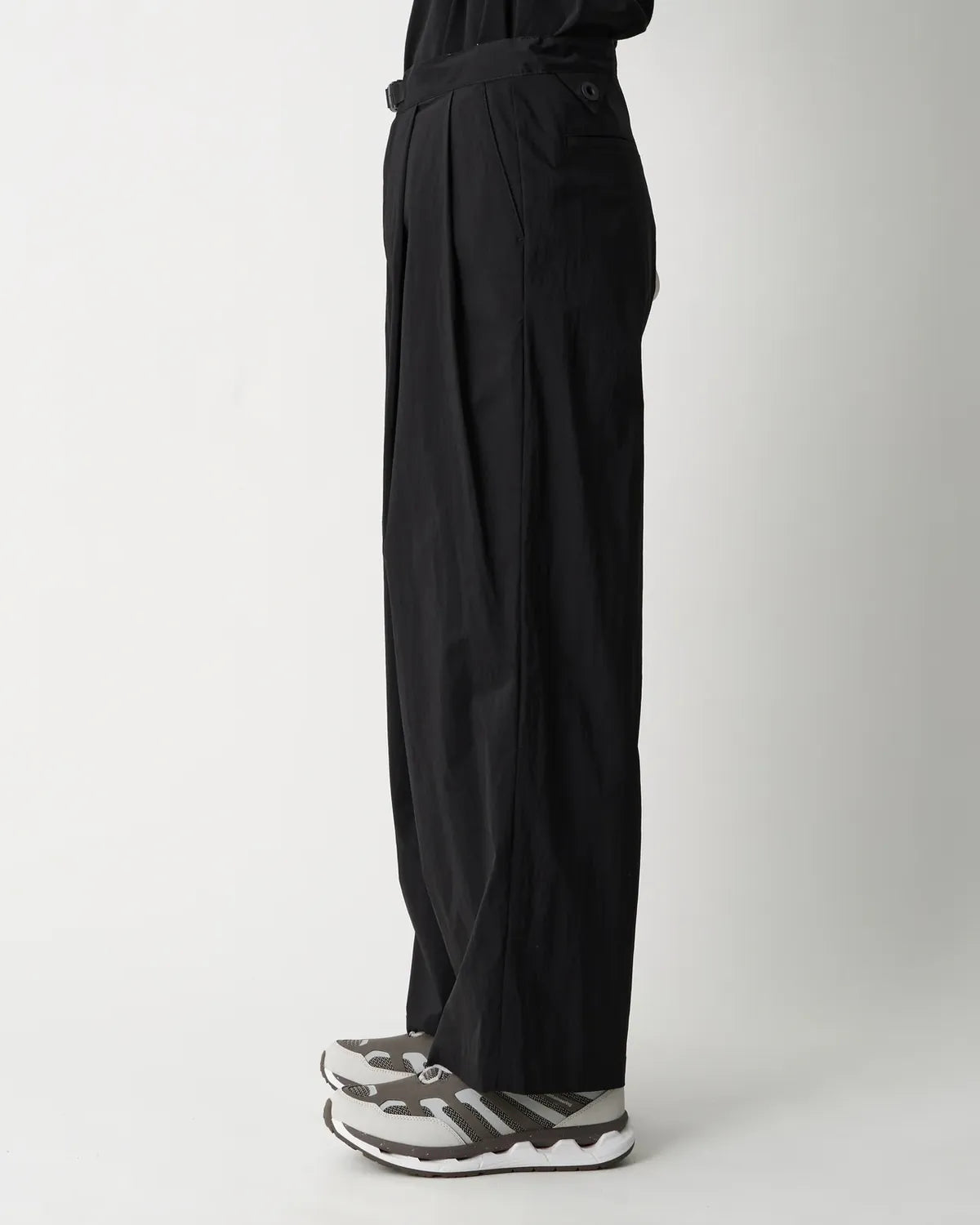 White Mountaineering / WM × Dickies 2 TUCK PANTS (WM2671407)