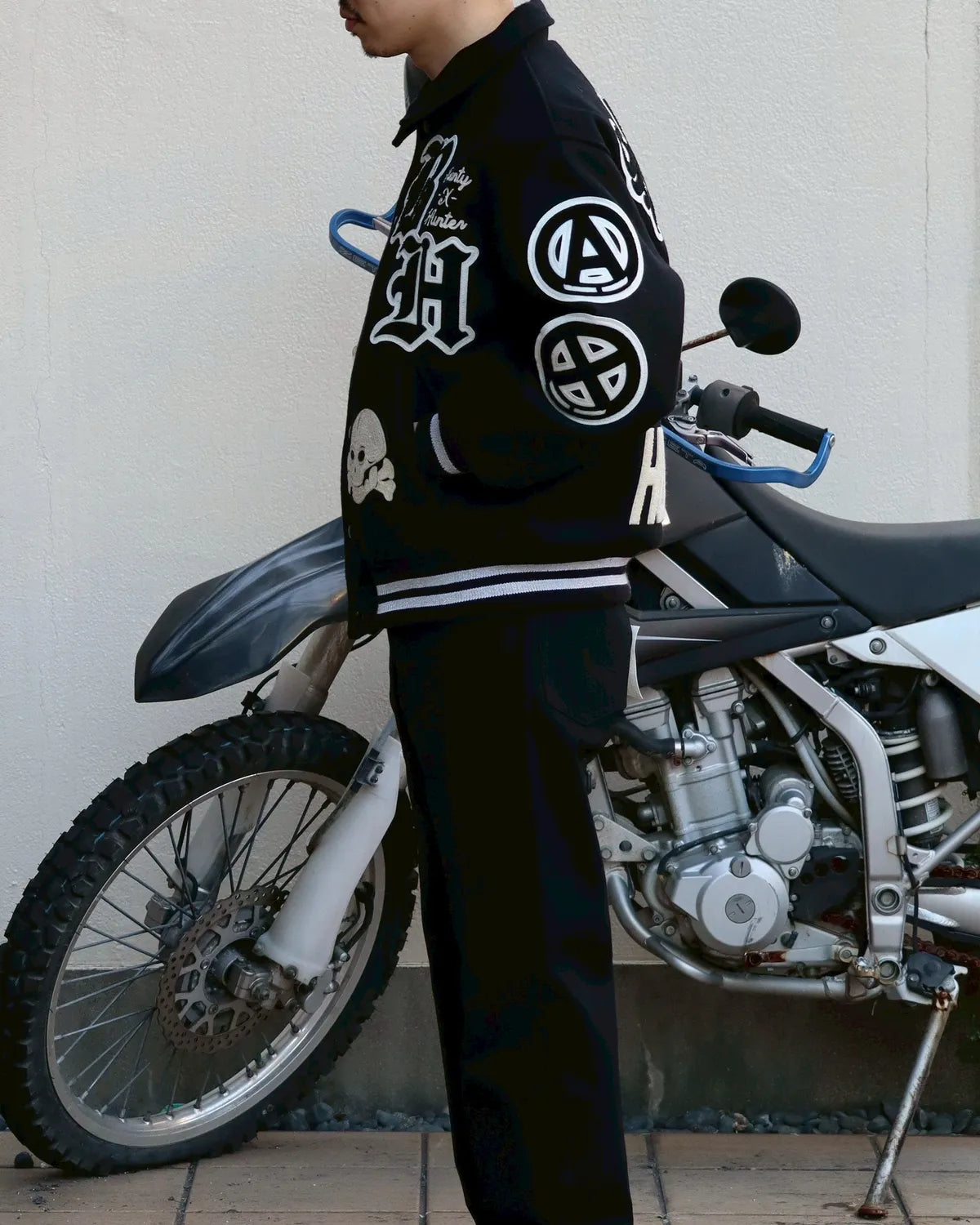 ©︎SAINT Mxxxxxx × BOUNTY HUNTER / BH_VARSITY JKT / SNTHUNTER (SM-MK8-0000-C34)