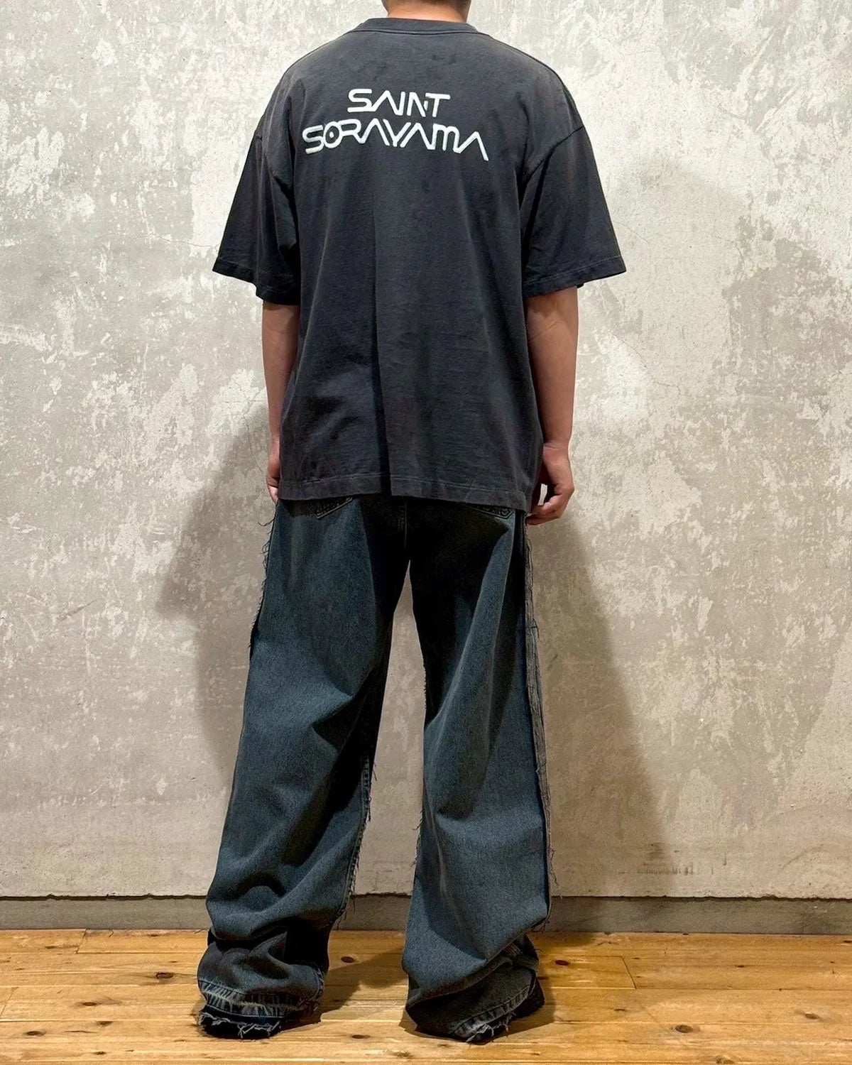 ©︎SAINT Mxxxxxx × SORAYAMA / SRYM_SS TEE_MASK (SM-HR1-0000-C75)