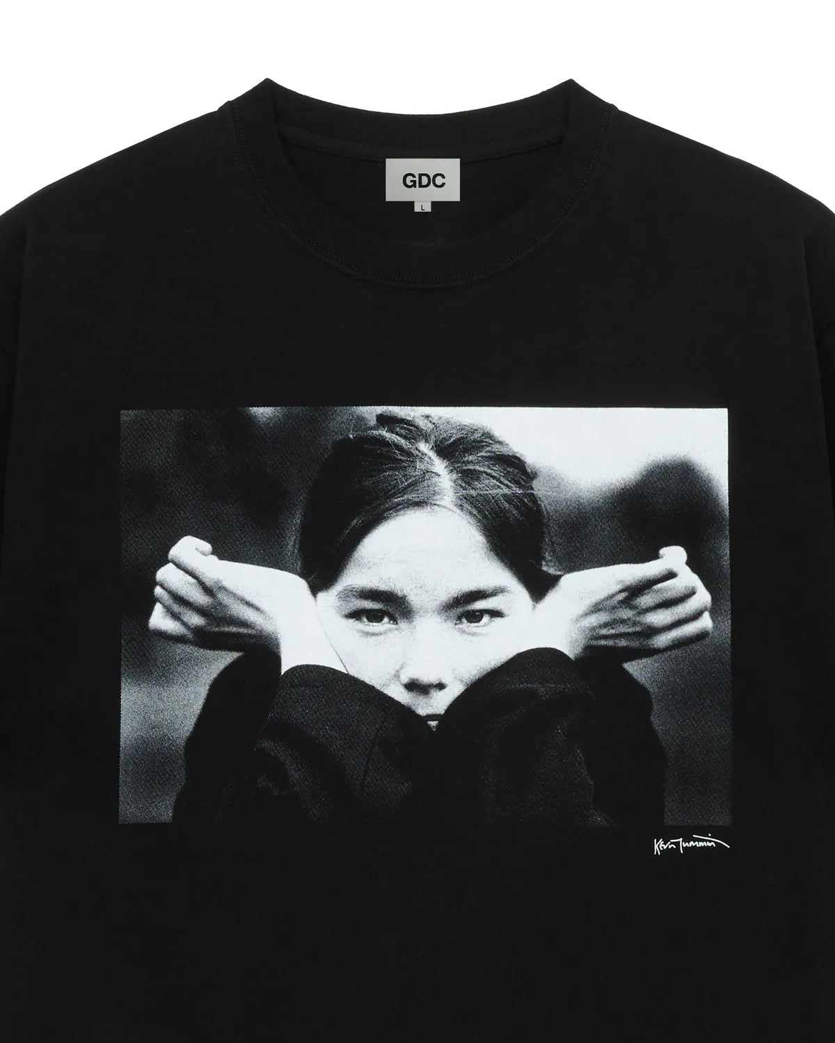 GDC × Bjork by Kevin Cummins / Monochrome Tee (GD0584-0104)