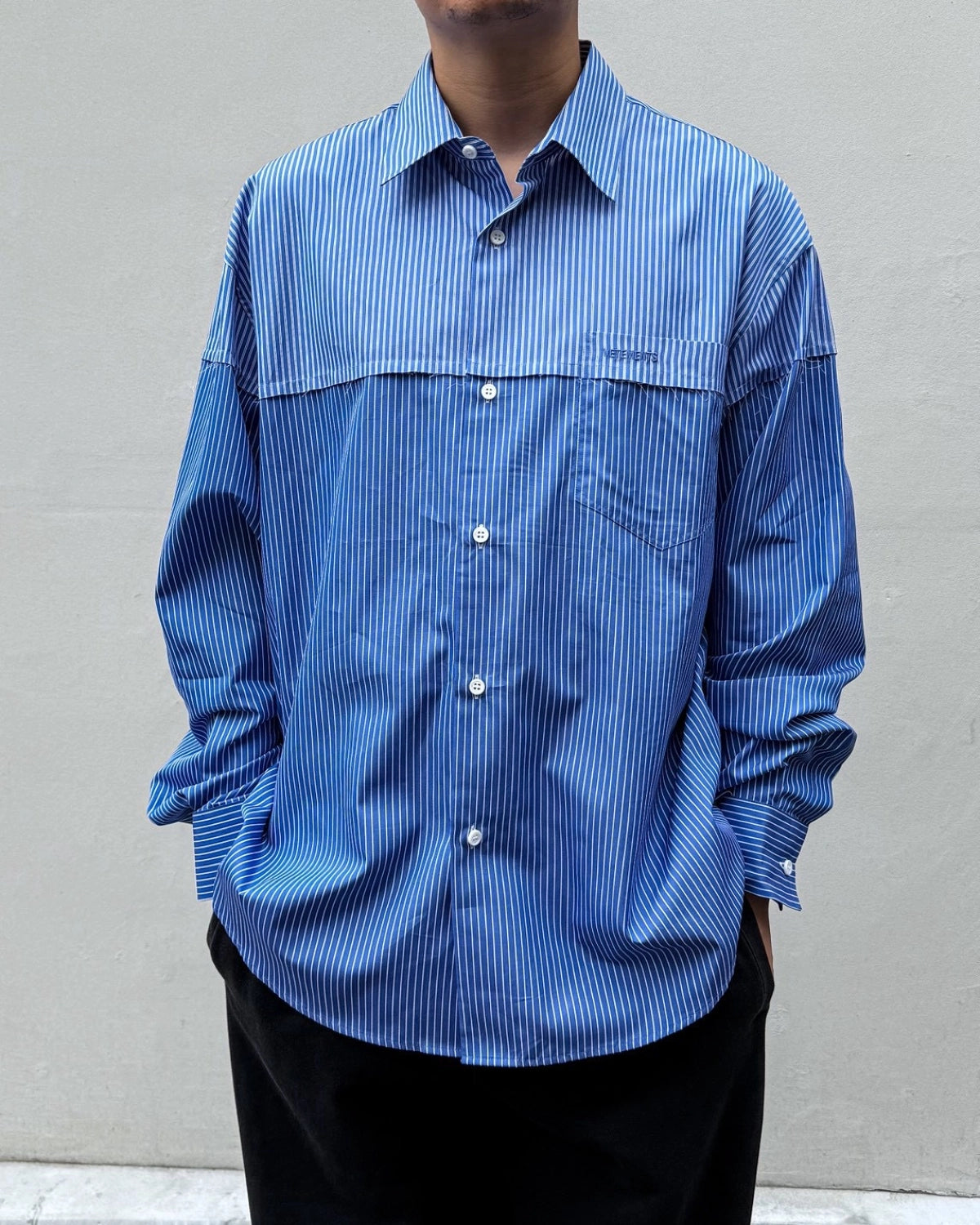 VETEMENTS / MERGED CUT SHIRT (MH27SH058BS)