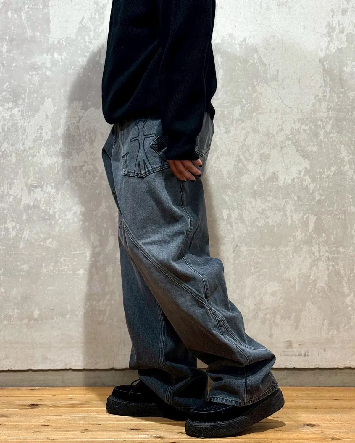JW ANDERSON / ツイステッドワークウェアジーンズ (953-50071003)