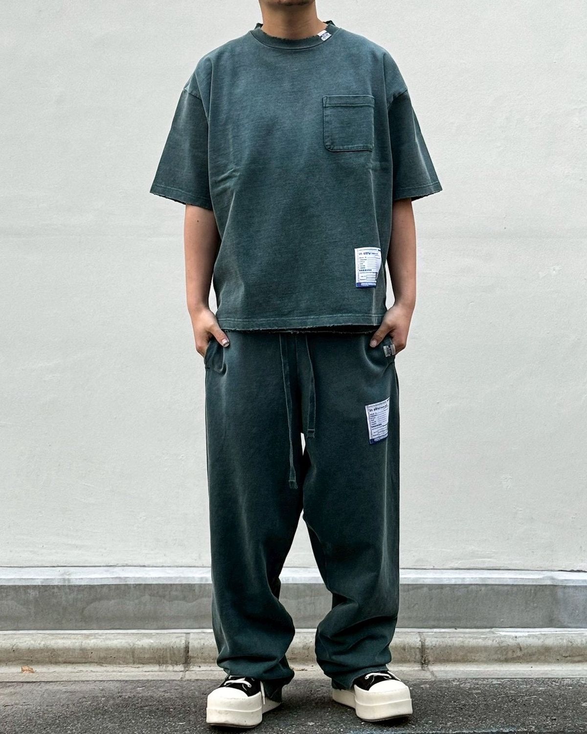 Maison MIHARA YASUHIRO in・stru(men-tal). / Sun Faded Like Distressed Pocket T-shirt (I16TS571)