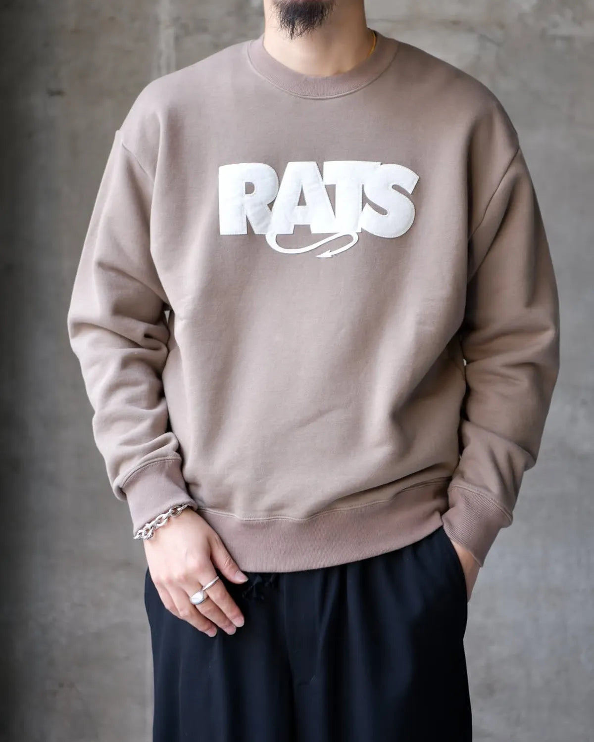 RATS / BOX LOGO CREW NECK SWEAT (25'RTC-1001)