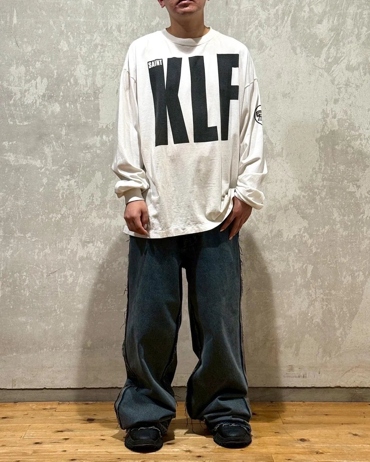 ©︎SAINT Mxxxxxx × The KLF / KLF_LS_TEE_KLF (SM-HR1-0000-C05)