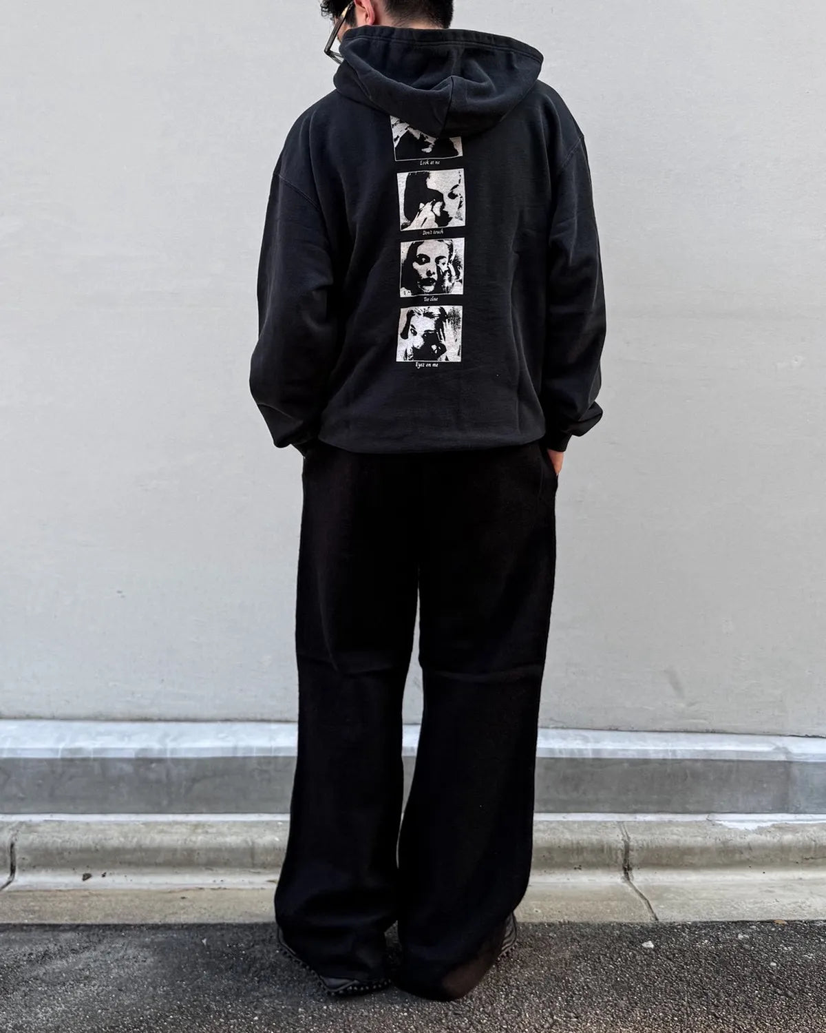 KAMIYA / "DISTORTED Girl" Zip-up Hoodie (G17HD101)