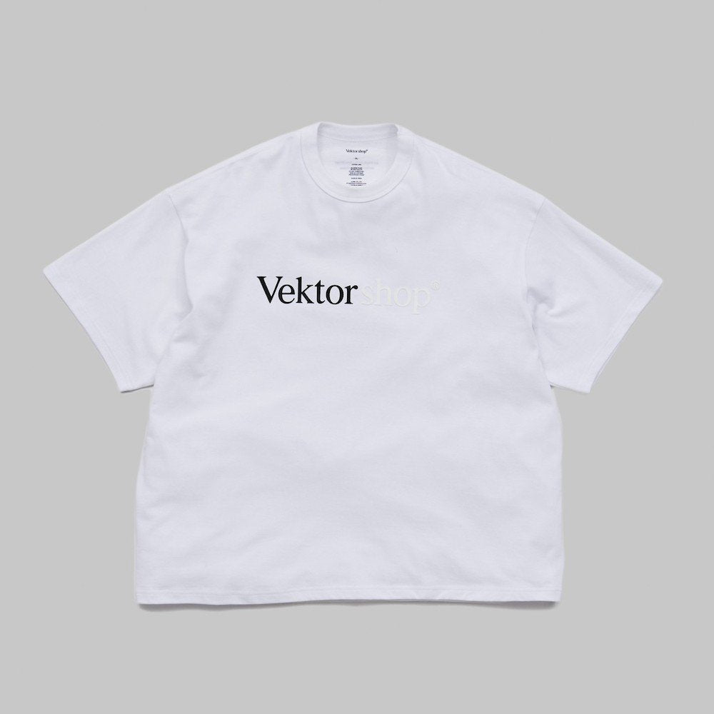 Vektor shop® / Vektor shop S/S Tee w/Print "Thick Logo" (VS2307-T002)