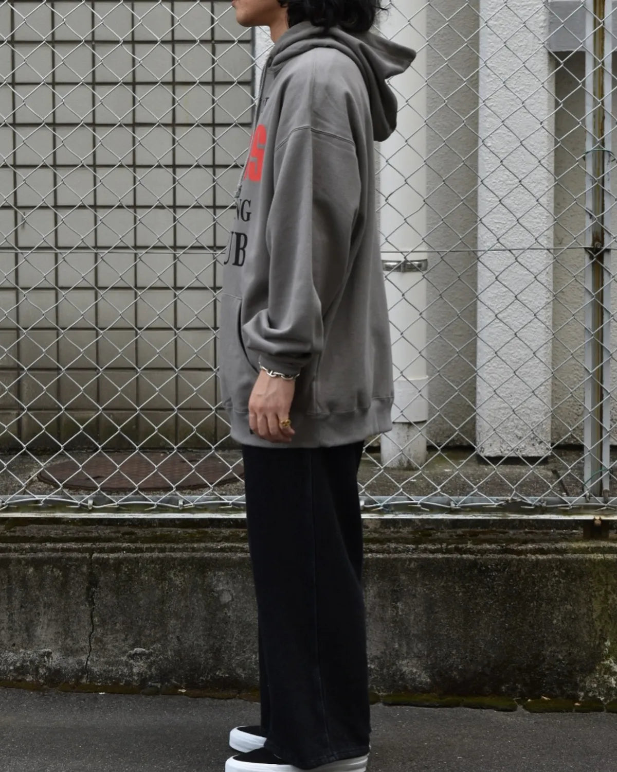 Chaos Fishing Club / Logo Pigment Hoodie (CFC-25AW-CUT02)
