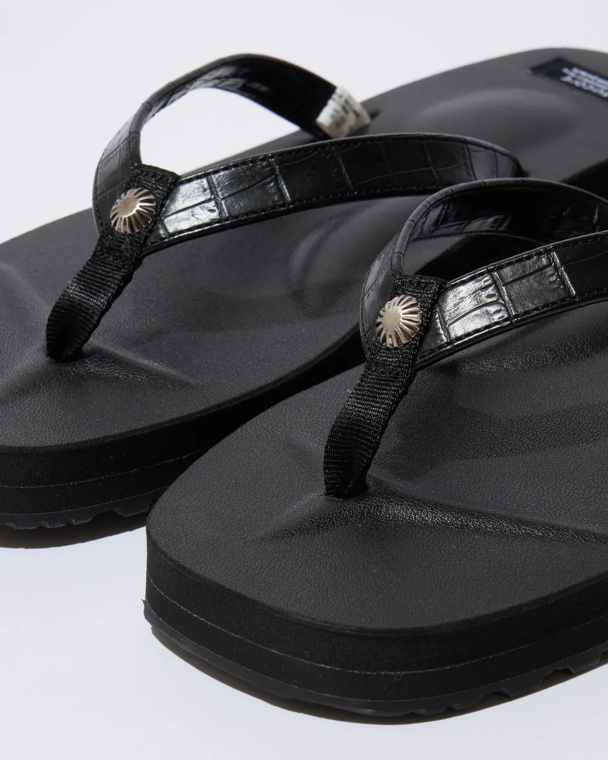 DELUXE / × SUICOKE TONO (26SD0457)