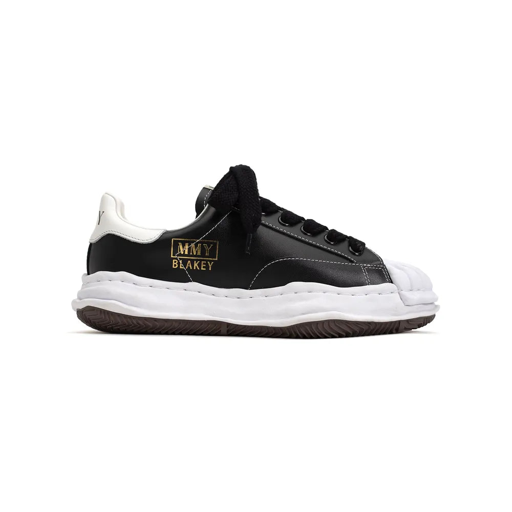 Maison MIHARA YASUHIROの"BLAKEY" LOW LEATHER