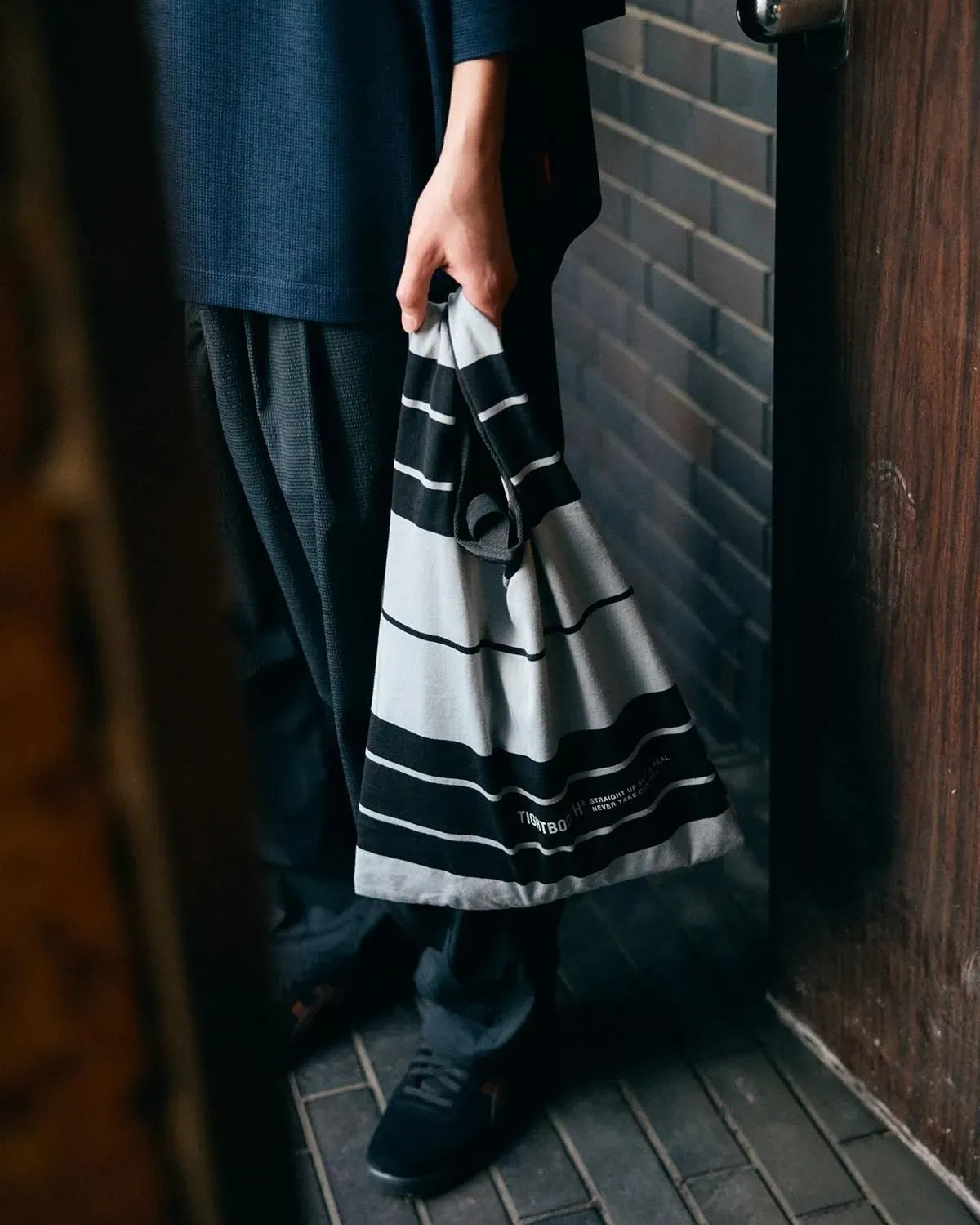 TIGHTBOOTH / BORDER PACKABLE SHOPPER (SU26-A03)