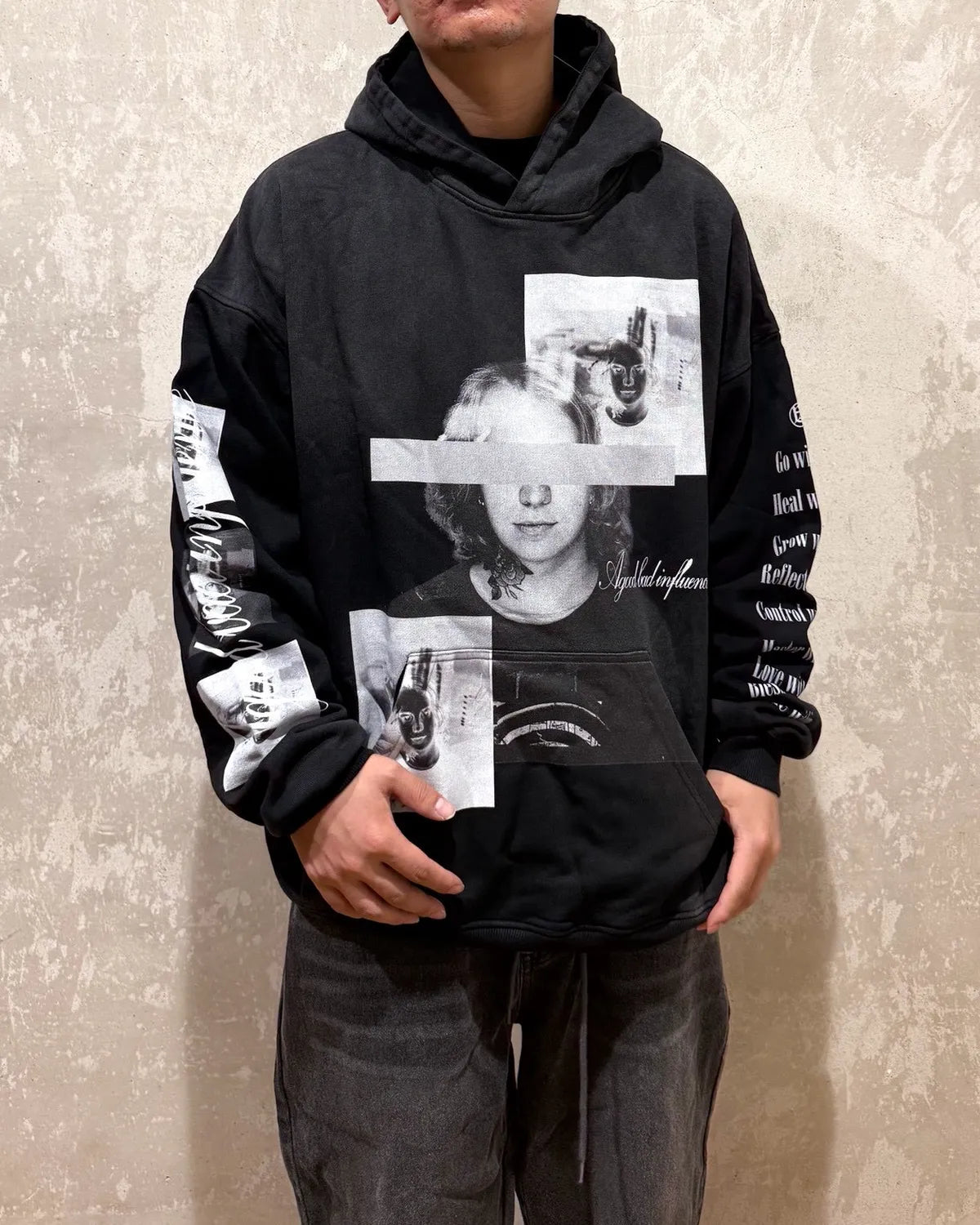 A Good Bad Influence / DON'T LOOK HOODIE (AGBI-25AW-HD06)