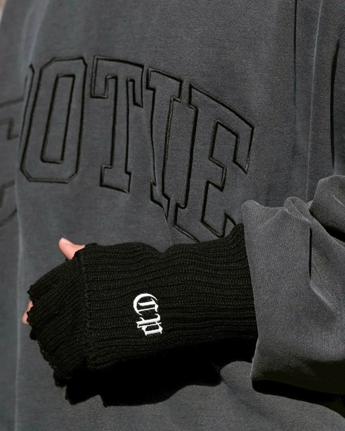 COOTIE PRODUCTIONS® / Knit Cuffed Fingerless Glove (CTE-25A526)