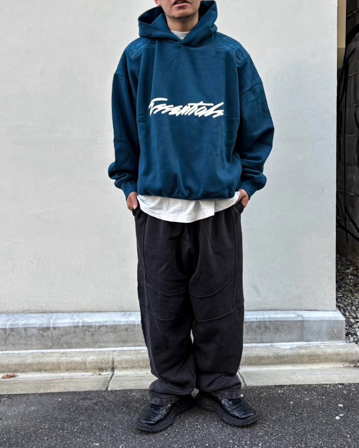 ESSENTIALS / CLASSIC RAGLAN Hoodie (RW01765-0190)