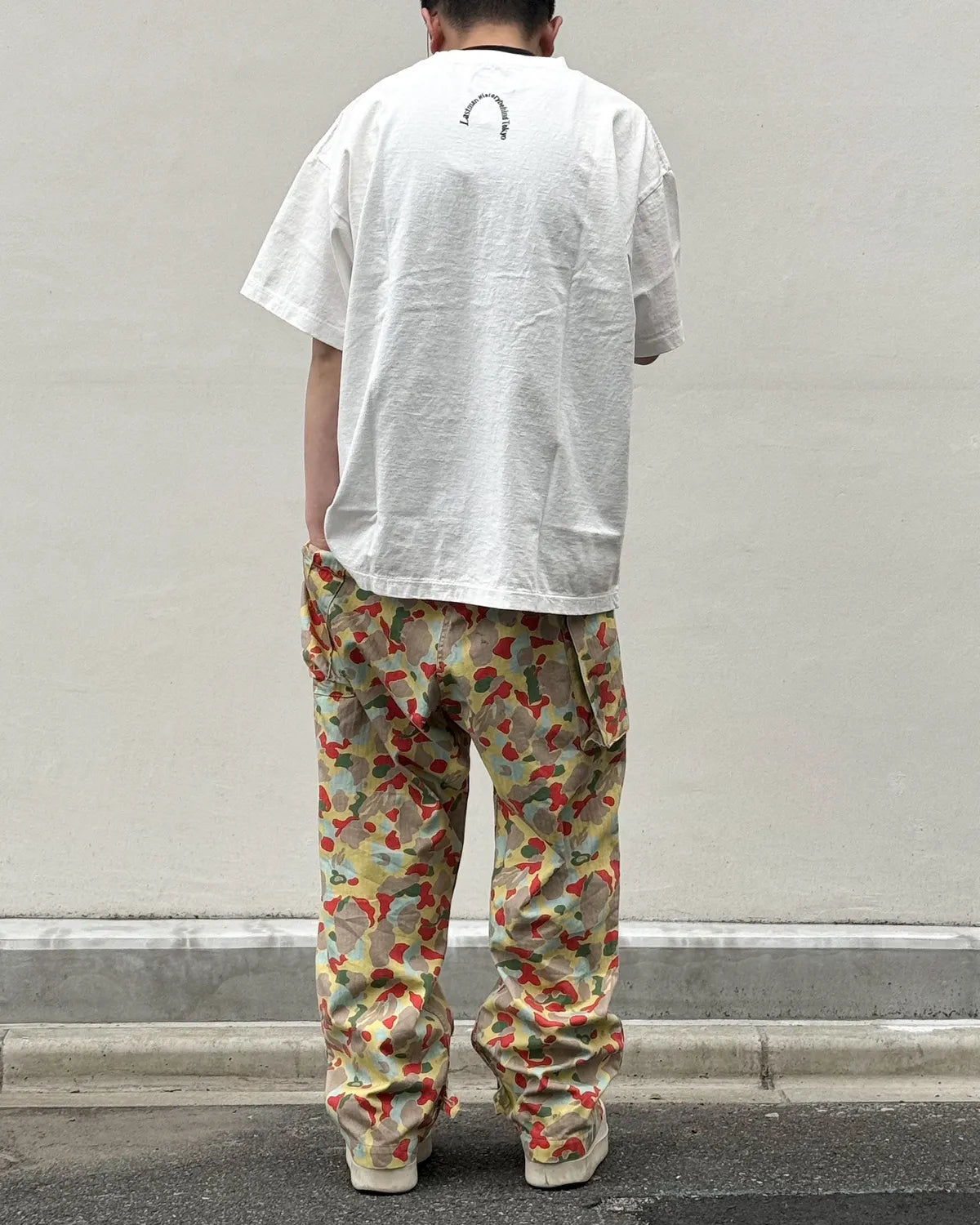 LASTMAN / PRINTED TEE SHIRTS "STANDING" (261LM-CT19)