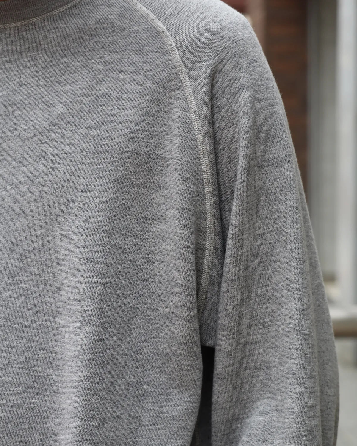 COMOLI / グレー裏毛 クルーネック (D01-05045)