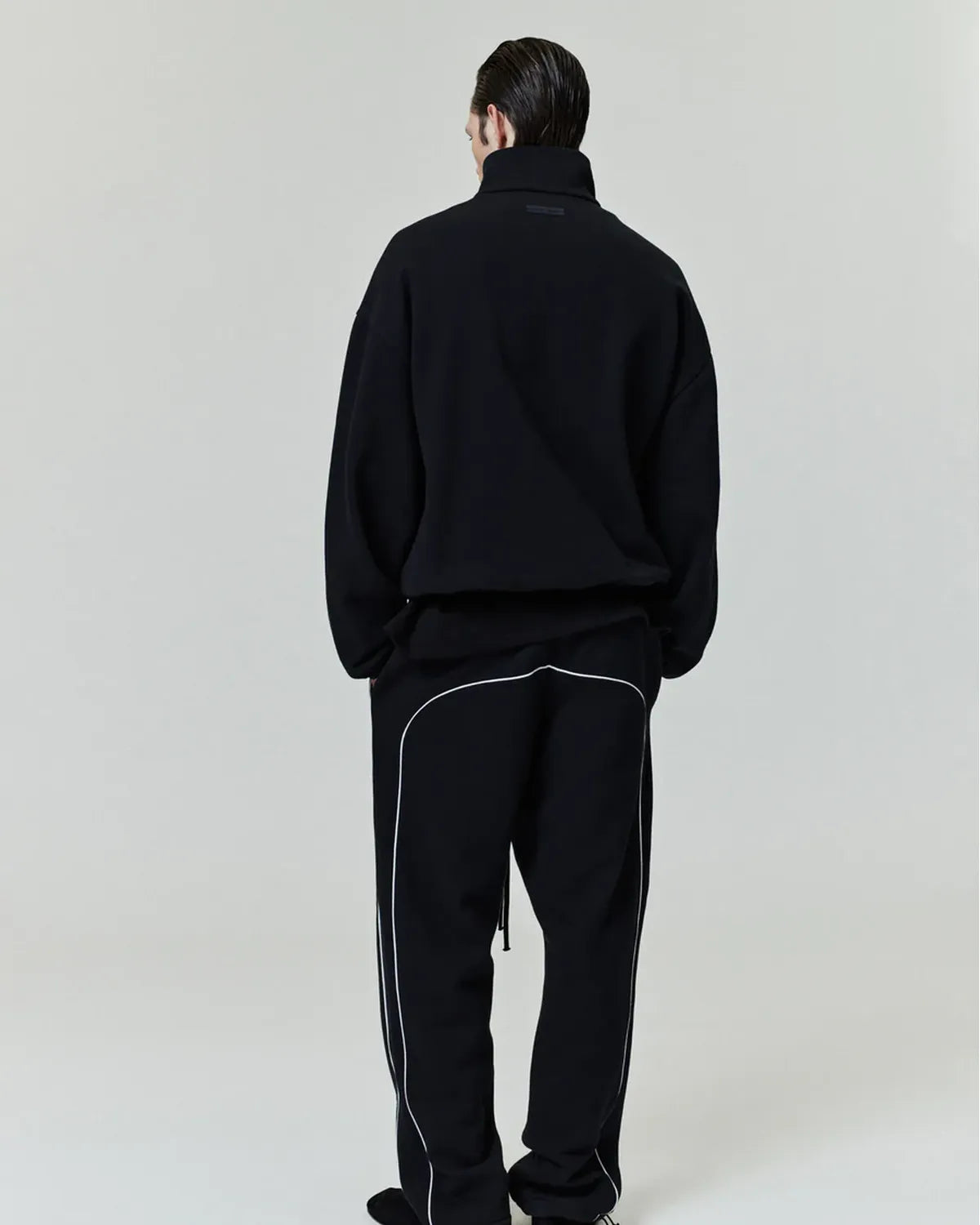 ESSENTIALS / RELAXED FLEECE SWEAT PANT (130SP258060F)