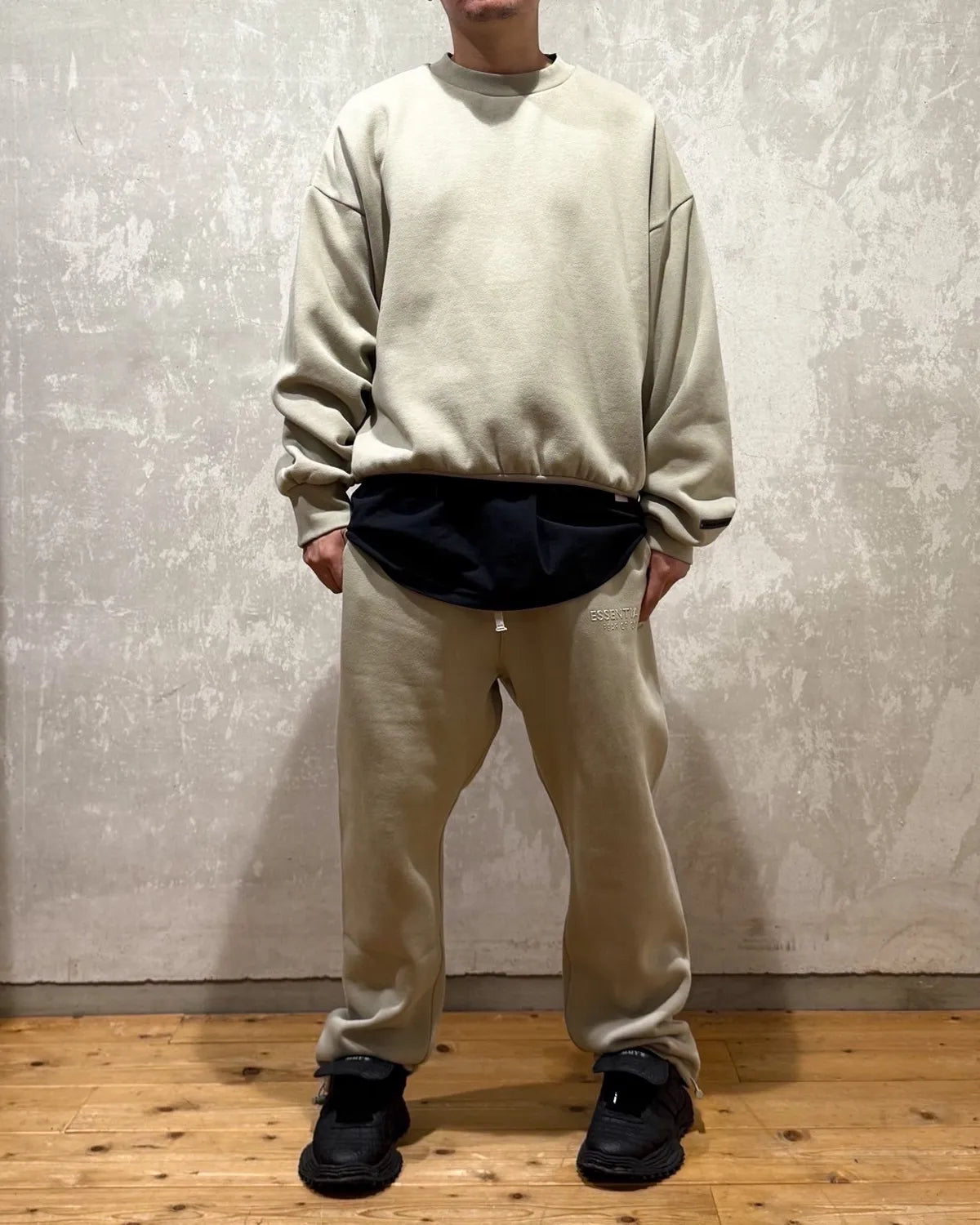 ESSENTIALS / CLASSIC FIT FLEECE CREWNECK (192SP252040F)