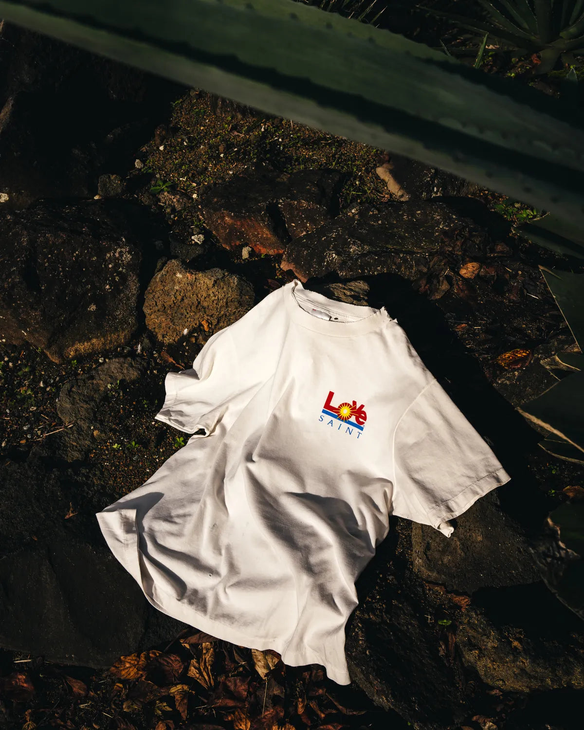 ©︎SAINT Mxxxxxx / SS TEE - LOVE (SM-HR8-0000-024)