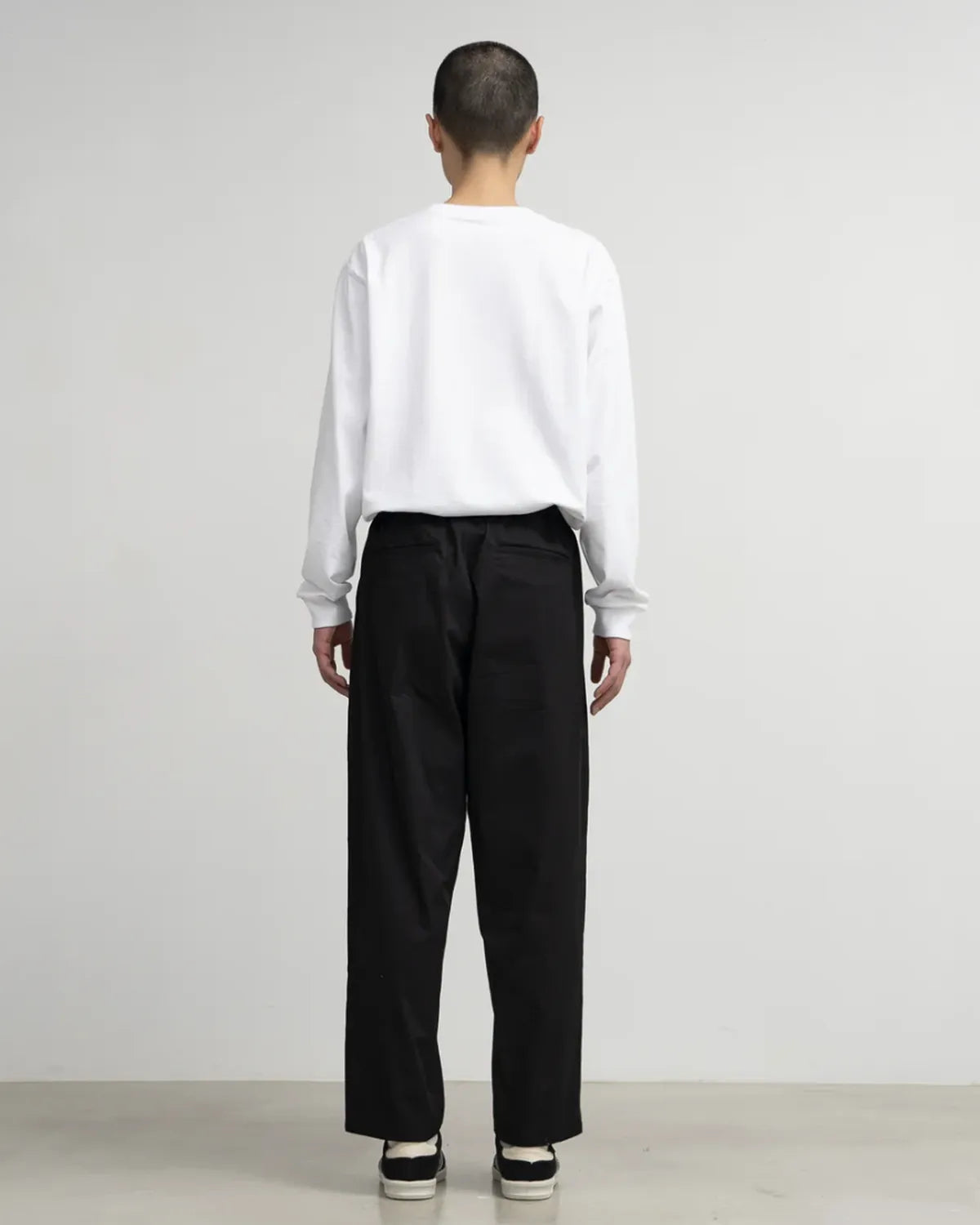 Graphpaper / Solotex Twill Wide Tapered Chef Pants (GM253-40161B)