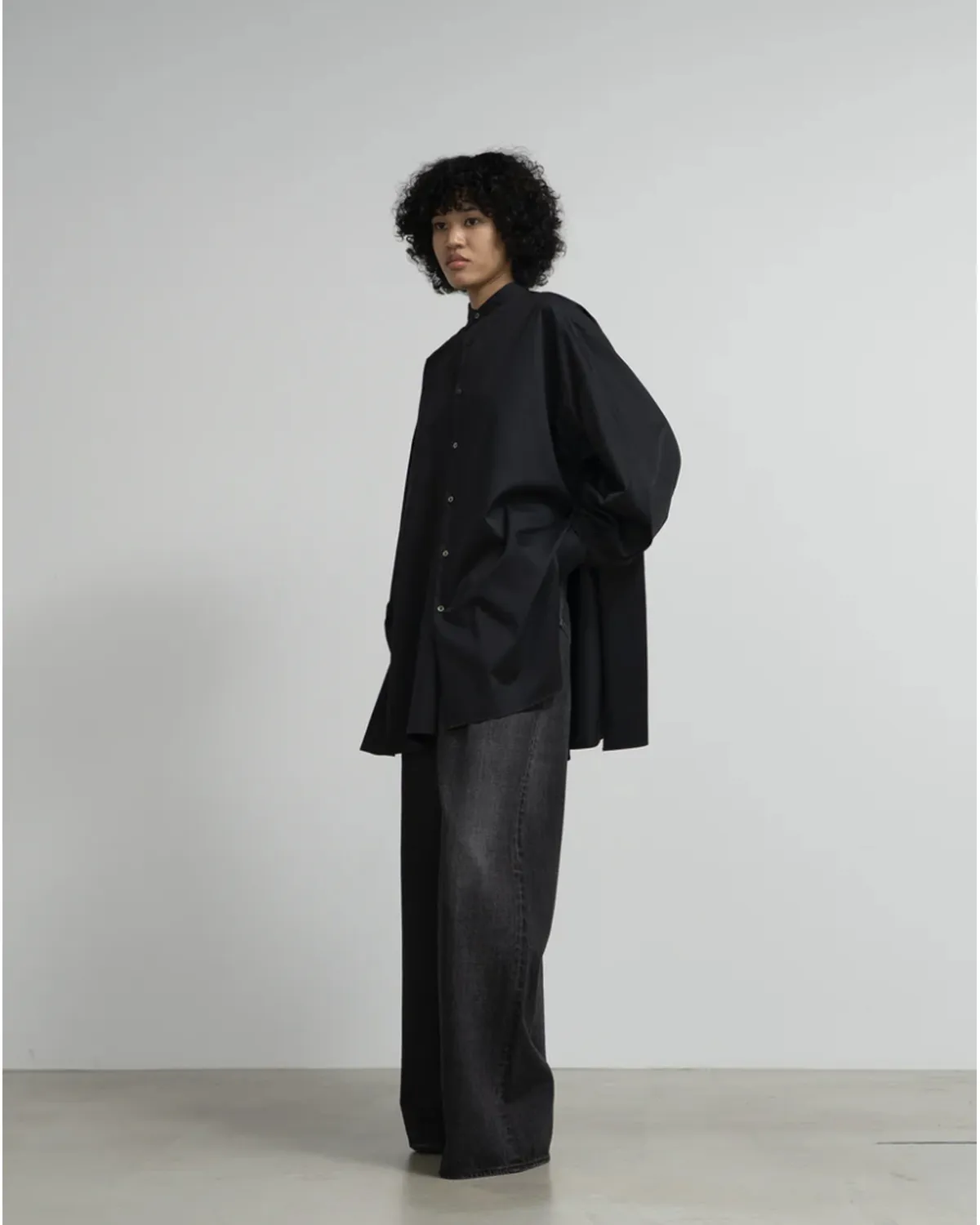 Graphpaper / Silicon Poplin Deep Slit Band Collar Shirt (GL253-50183)
