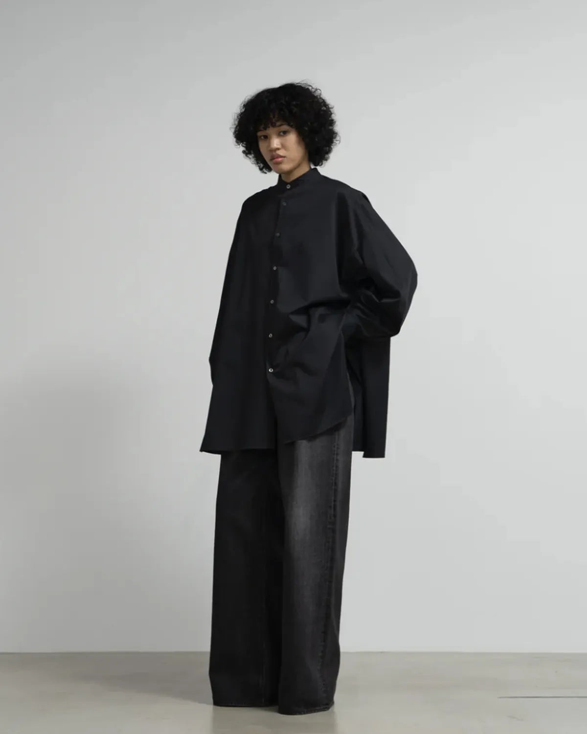 Graphpaper / Silicon Poplin Deep Slit Band Collar Shirt (GL253-50183)