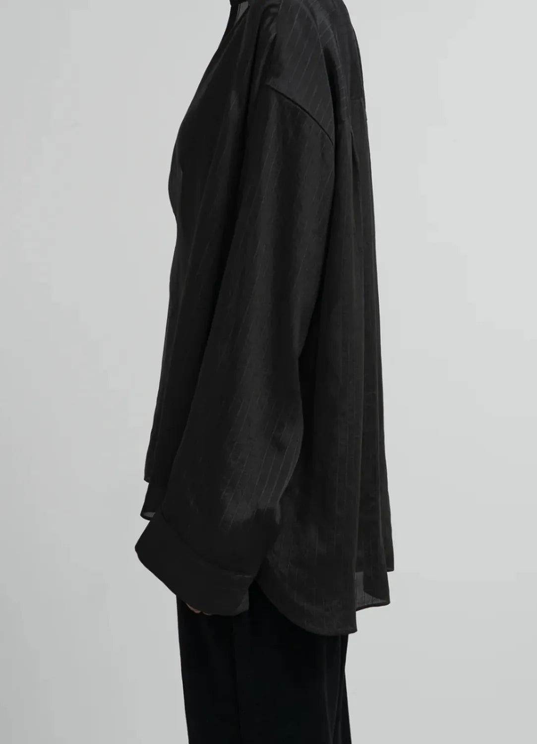Graphpaper / Cupro Stripe Skipper Blouse (GL253-50415)
