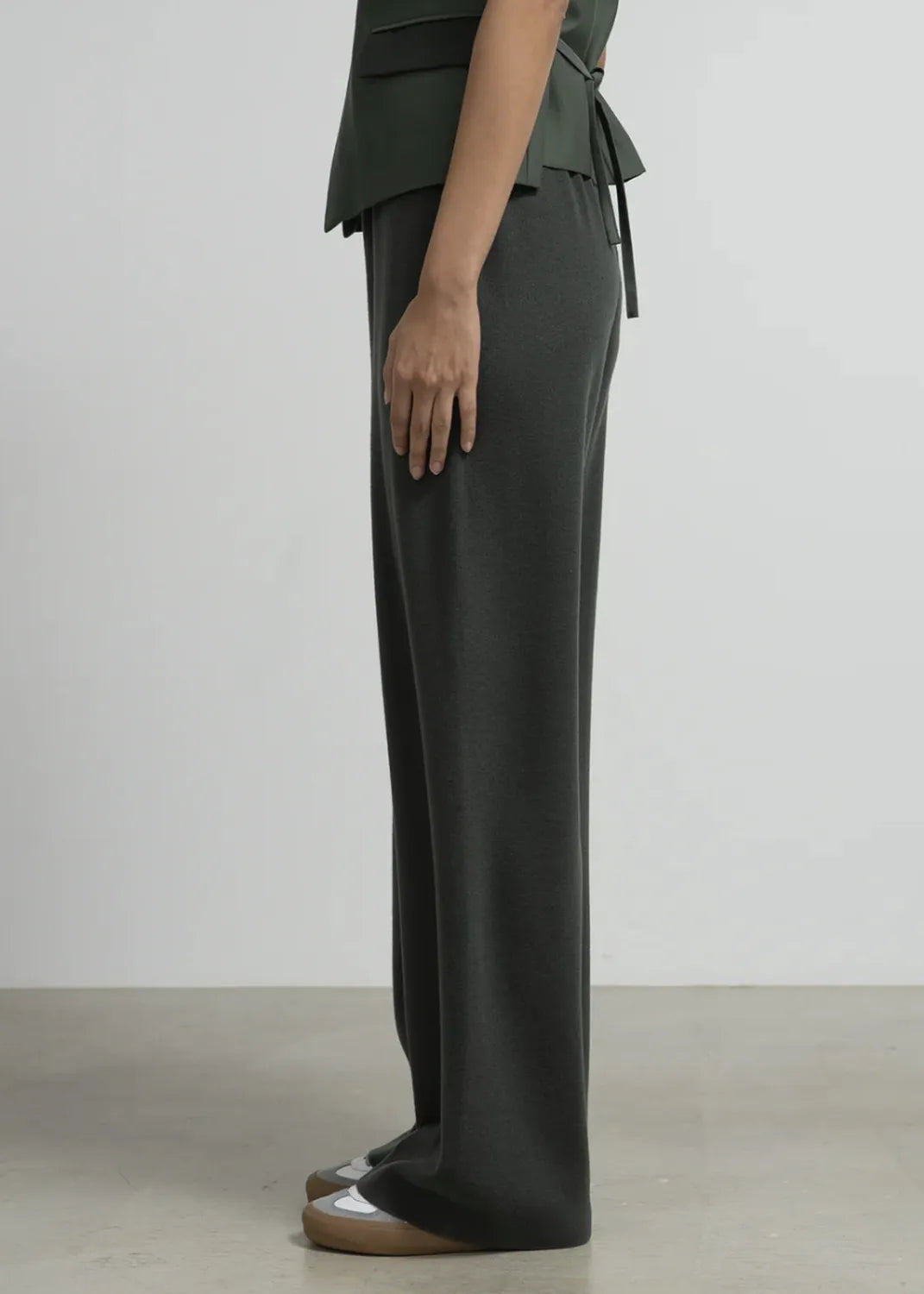 Graphpaper / Mercerized Fine Wool Knit Pants (GL253-80465)