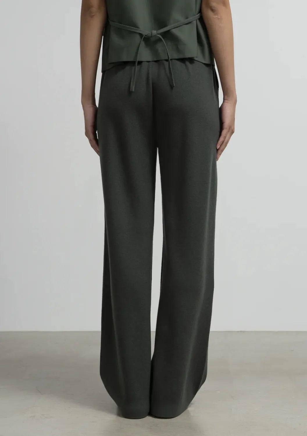 Graphpaper / Mercerized Fine Wool Knit Pants (GL253-80465)