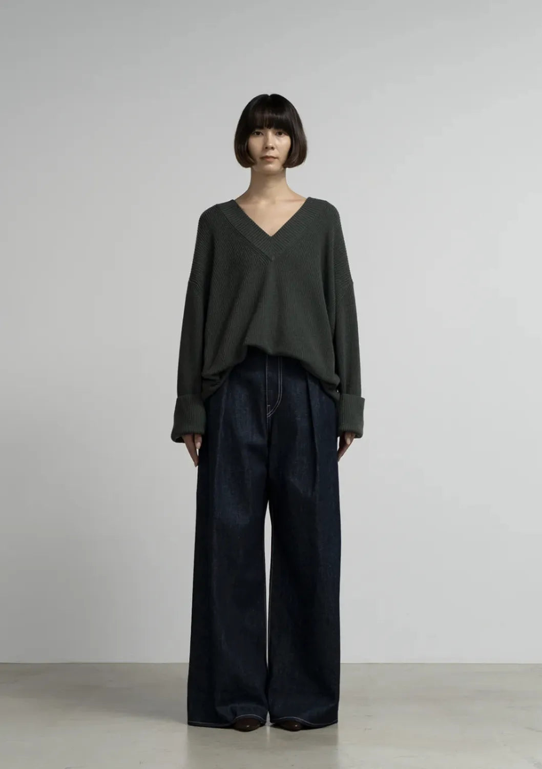 Graphpaper / Mercerized Fine Wool Oversized VNeck Knit (GL253-80466)