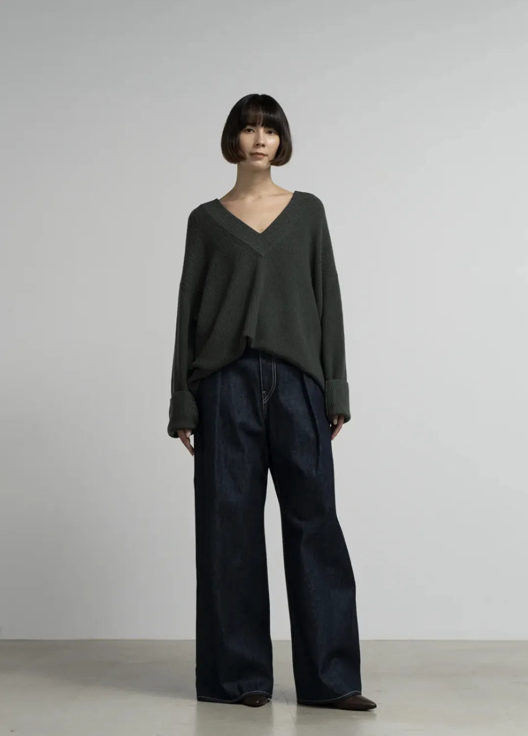 Graphpaper / Mercerized Fine Wool Oversized VNeck Knit (GL253-80466)