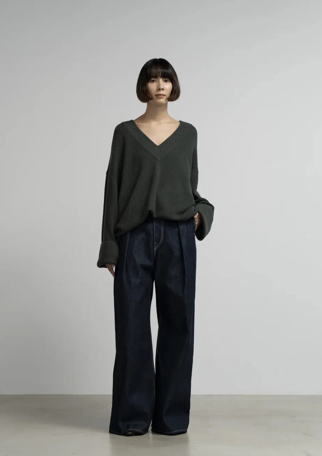 Graphpaper / Mercerized Fine Wool Oversized VNeck Knit (GL253-80466)