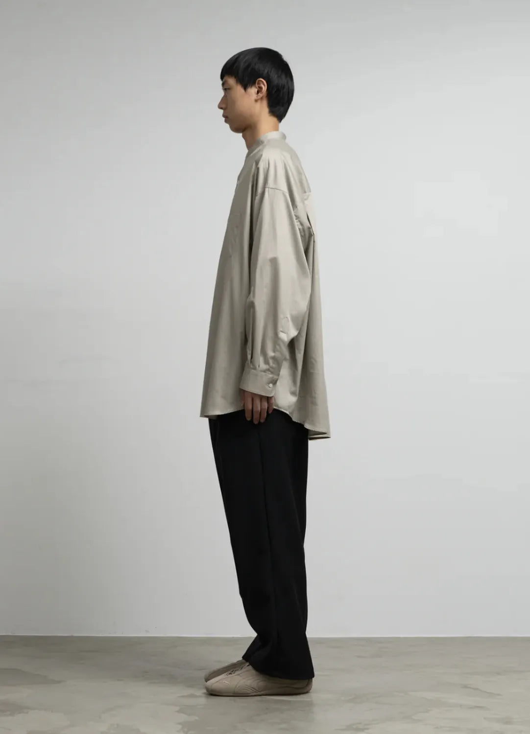Graphpaper / Silicon Poplin Oversized Band Collar Shirt (GM253-50181)