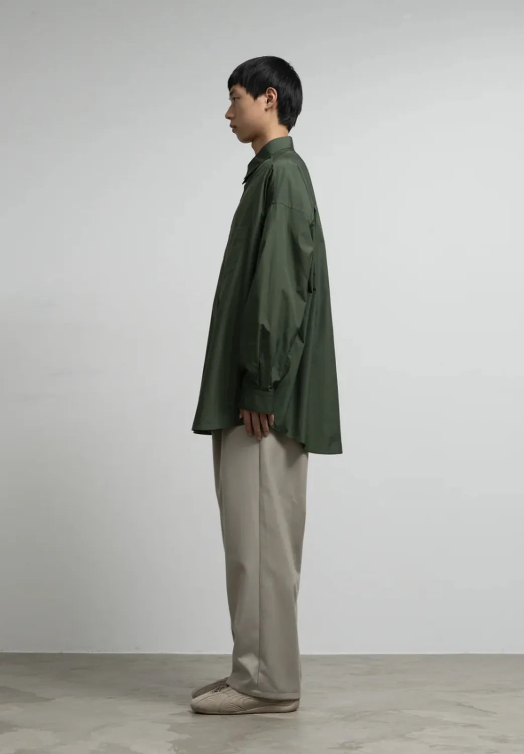Graphpaper / Silicon Poplin Oversized Regular Collar Shirt (GM253-50180)