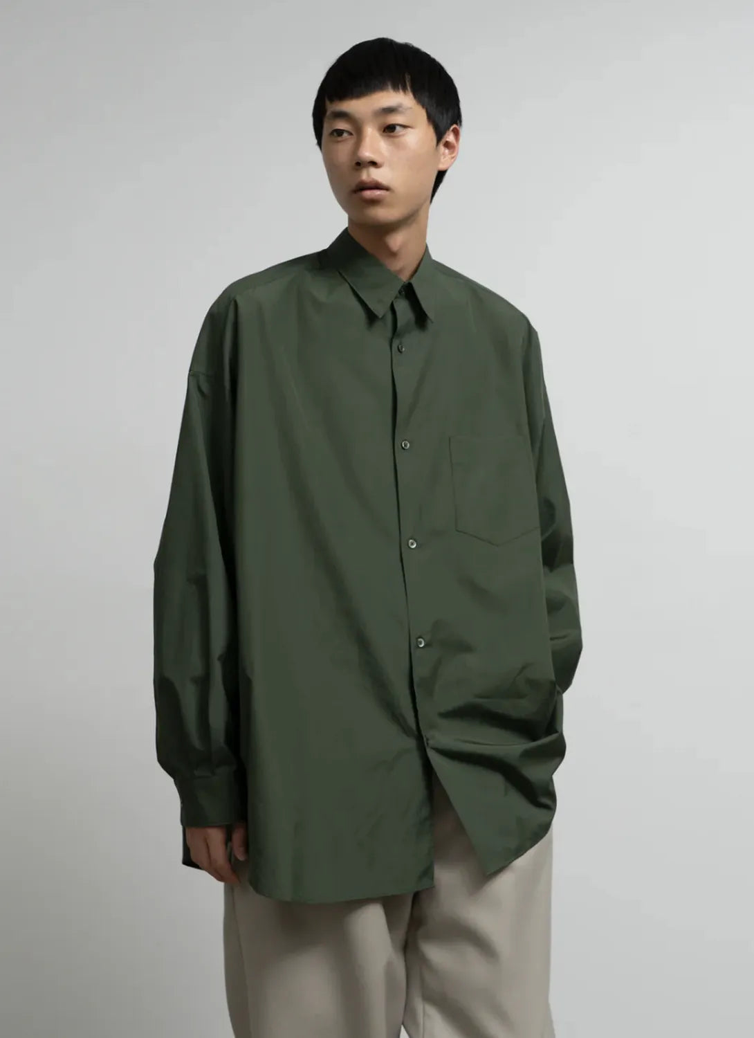 Graphpaper / Silicon Poplin Oversized Regular Collar Shirt (GM253-50180)