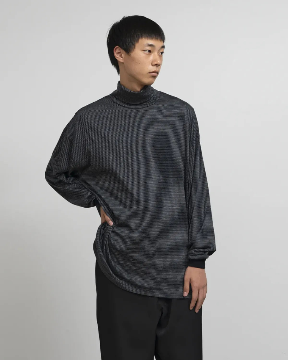 Graphpaper / Wool Border L/S Turtle Neck Tee (GU253-70231B)