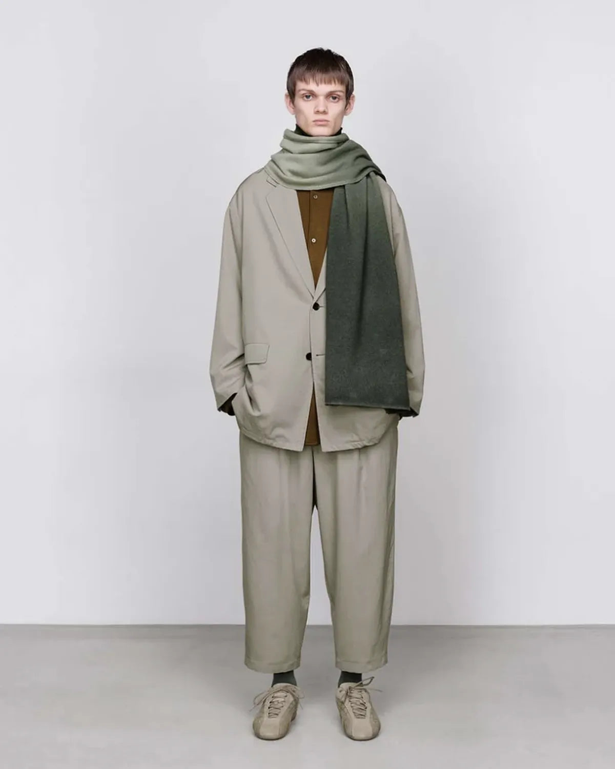 Graphpaper / Gradient Dyed Wool Knit Scarf (GU253-90494)