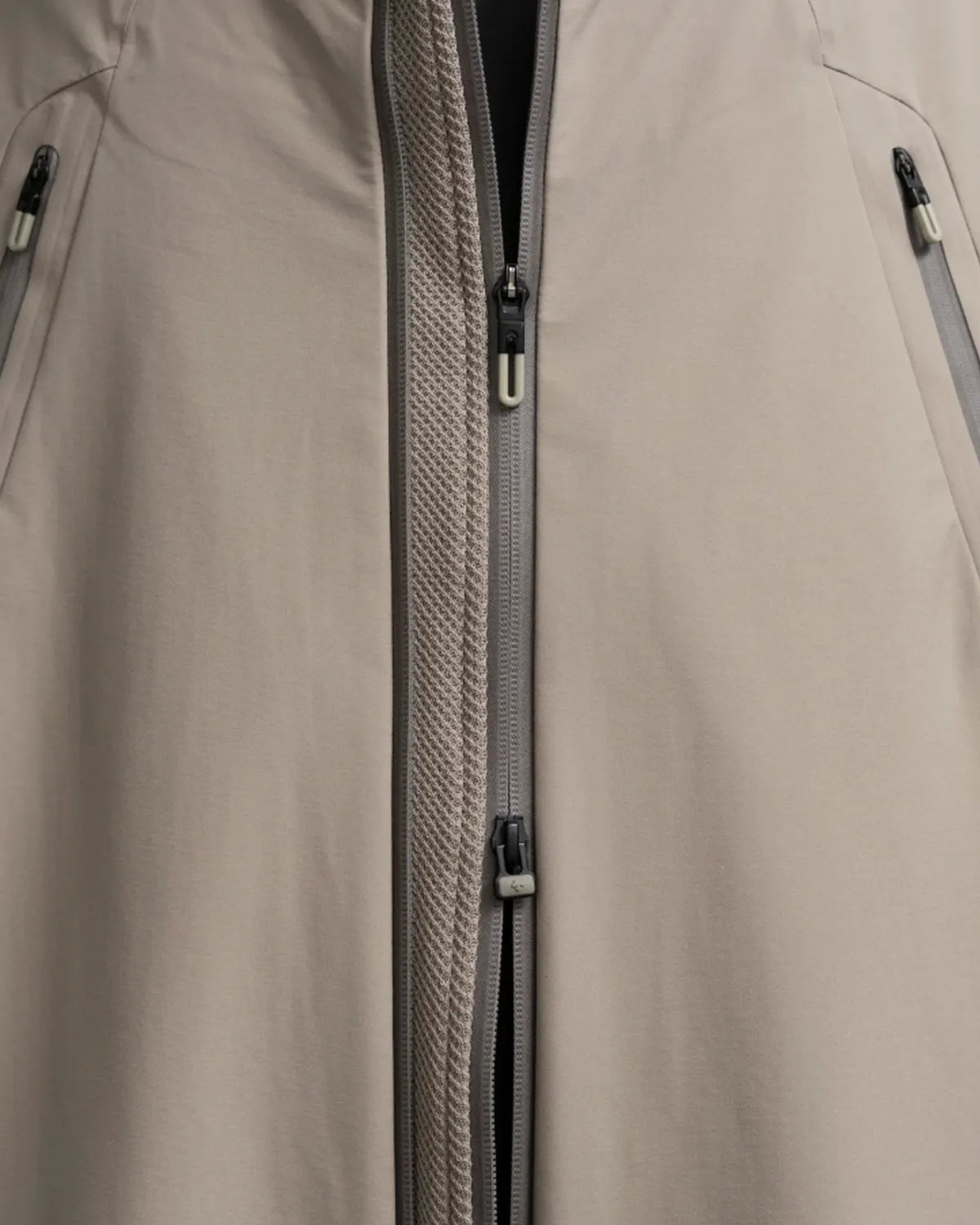 Graphpaper / DESCENTE ALLTERRAIN for Graphpaper OVERSIZD "CREAS" (GU253-30290)