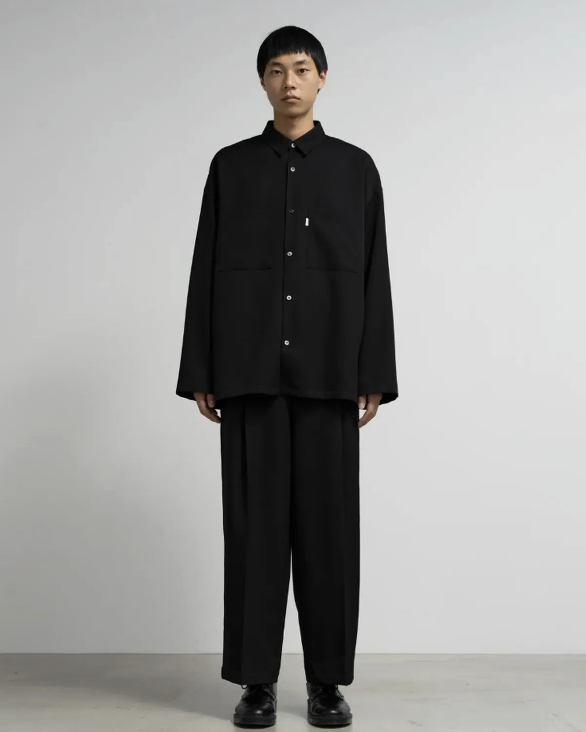 Graphpaper / Scale Off Wool Wide Slacks (GM254-40041B)