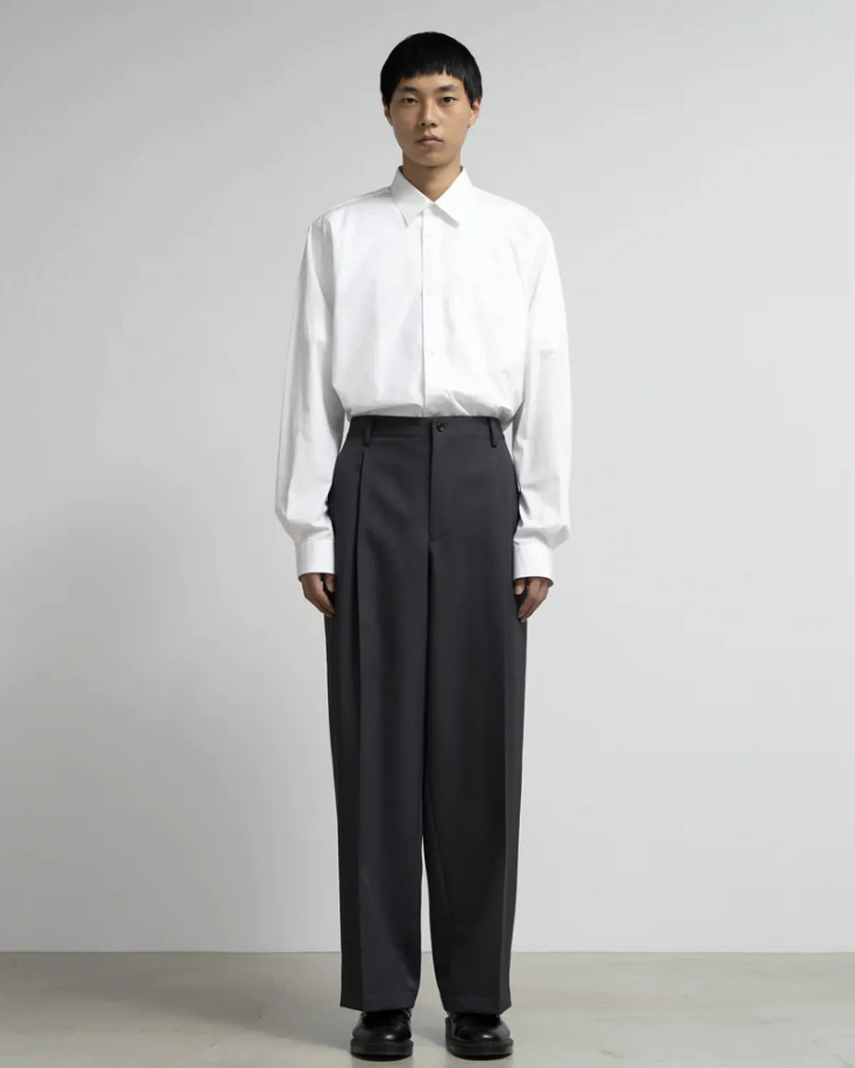Graphpaper / Scale Off Wool Wide Slacks (GM254-40041B)
