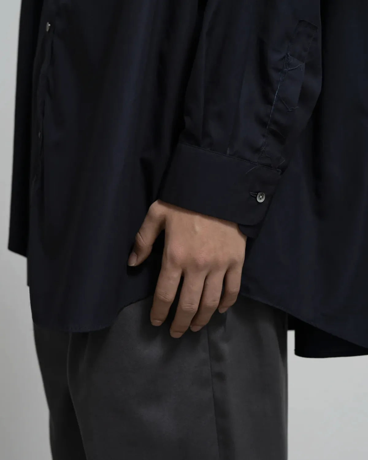 Graphpaper × CAMIEL FORTGEN / C.F × GP High Count Regular Collar Round Cut Shirt (GM254-50102)