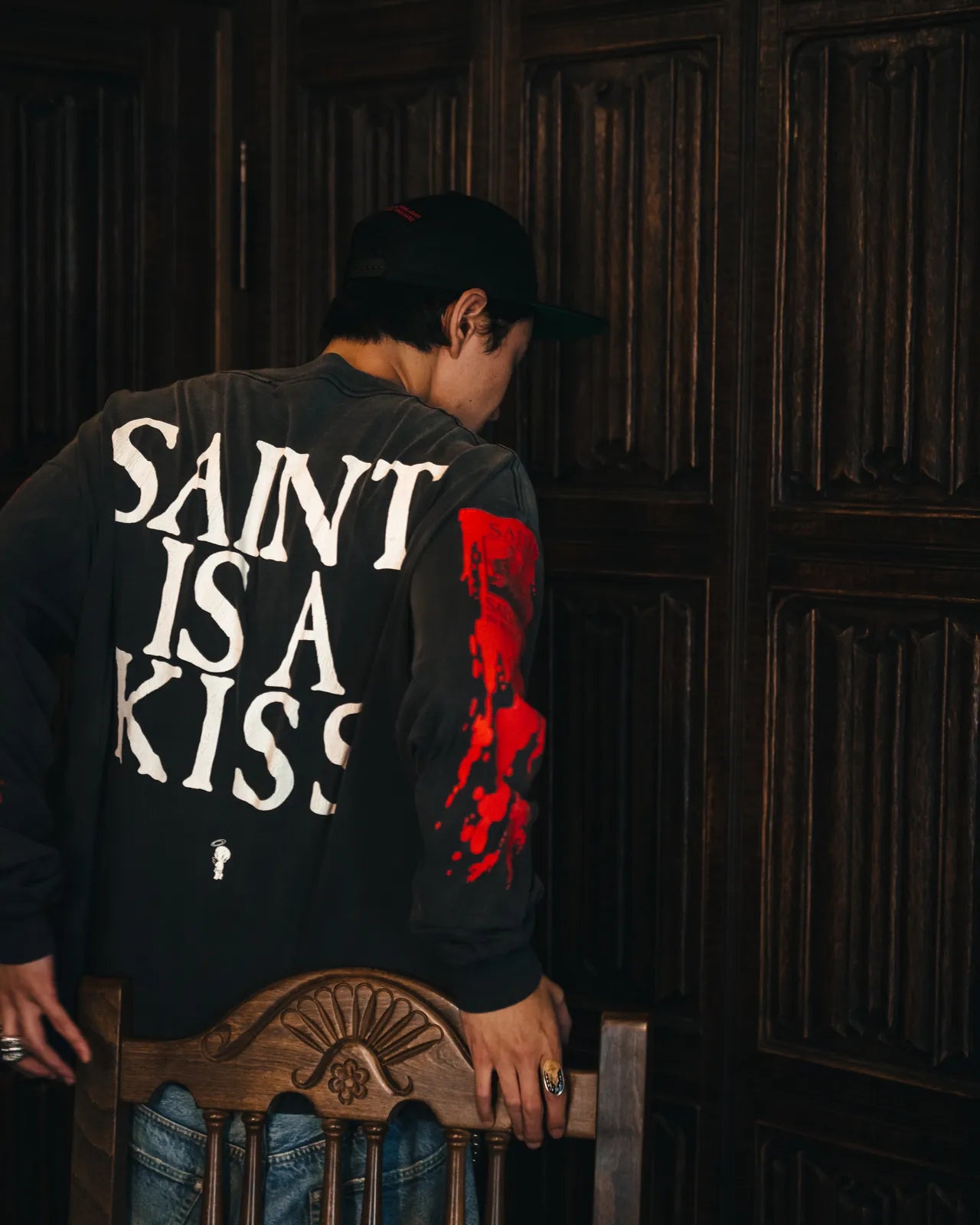 ©︎SAINT Mxxxxxx / LS TEE_SAINT IS A KISS (SM-HR1-0000-028)