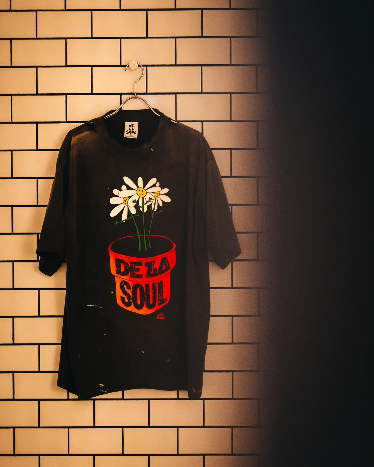©︎SAINT Mxxxxxx × DE LA SOUL / DLS_SS TEE-DE LA SOUL (SM-HR1-0000-C18)