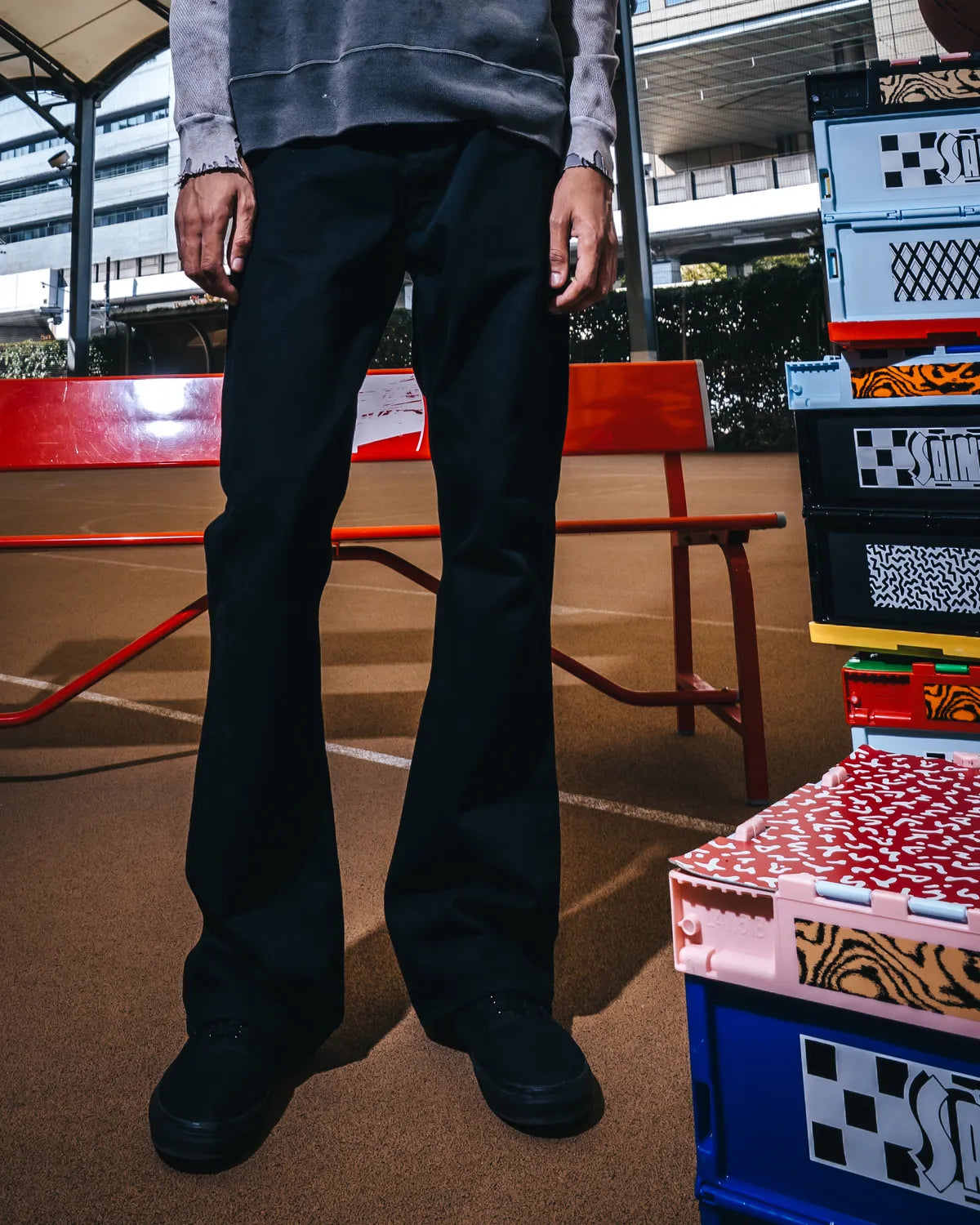 ©︎SAINT Mxxxxxx / BLACK DENIM PANTS / FLARE (SM-MK8-0000-078)